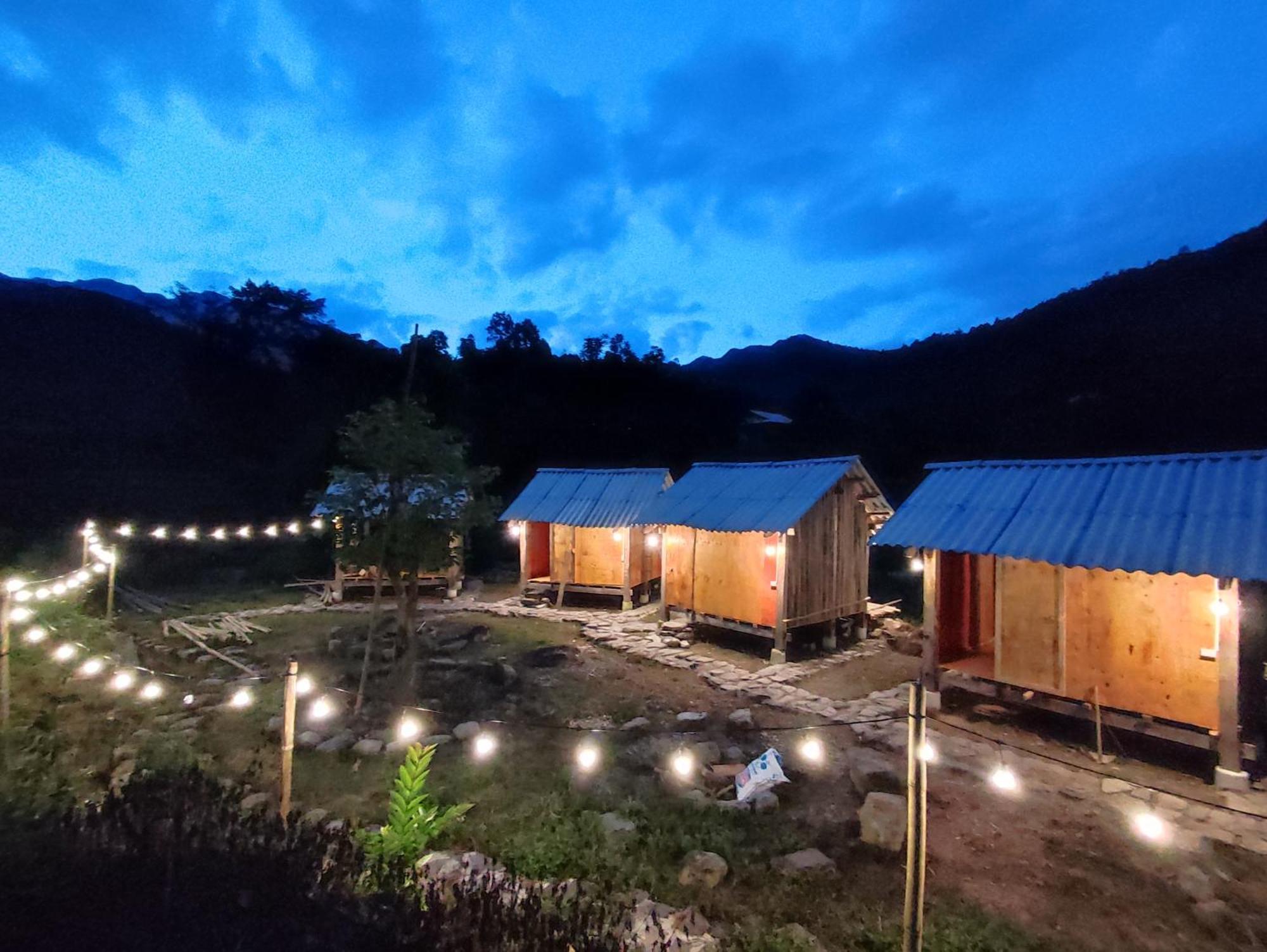 Lung Muoi Homestay Na Giao Exterior foto